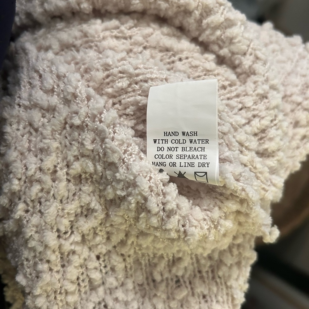 Women’s Size Medium Sweater Cream Boucle by Debut Office Capsule Comfort Soft - Picture 9 of 11
